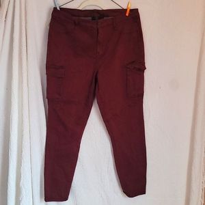 Mossimo burgundy cargo pants size 16